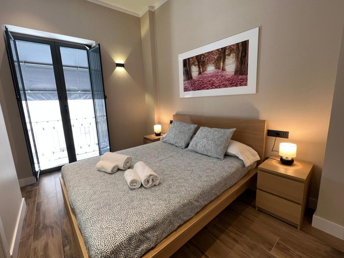 Deluxe Twobedroom Apartment Seville Downtown Kültér fotó