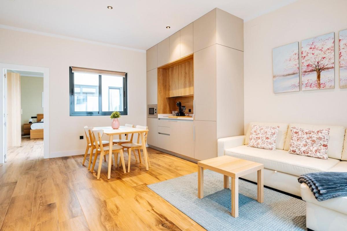 Deluxe Twobedroom Apartment Seville Downtown Kültér fotó